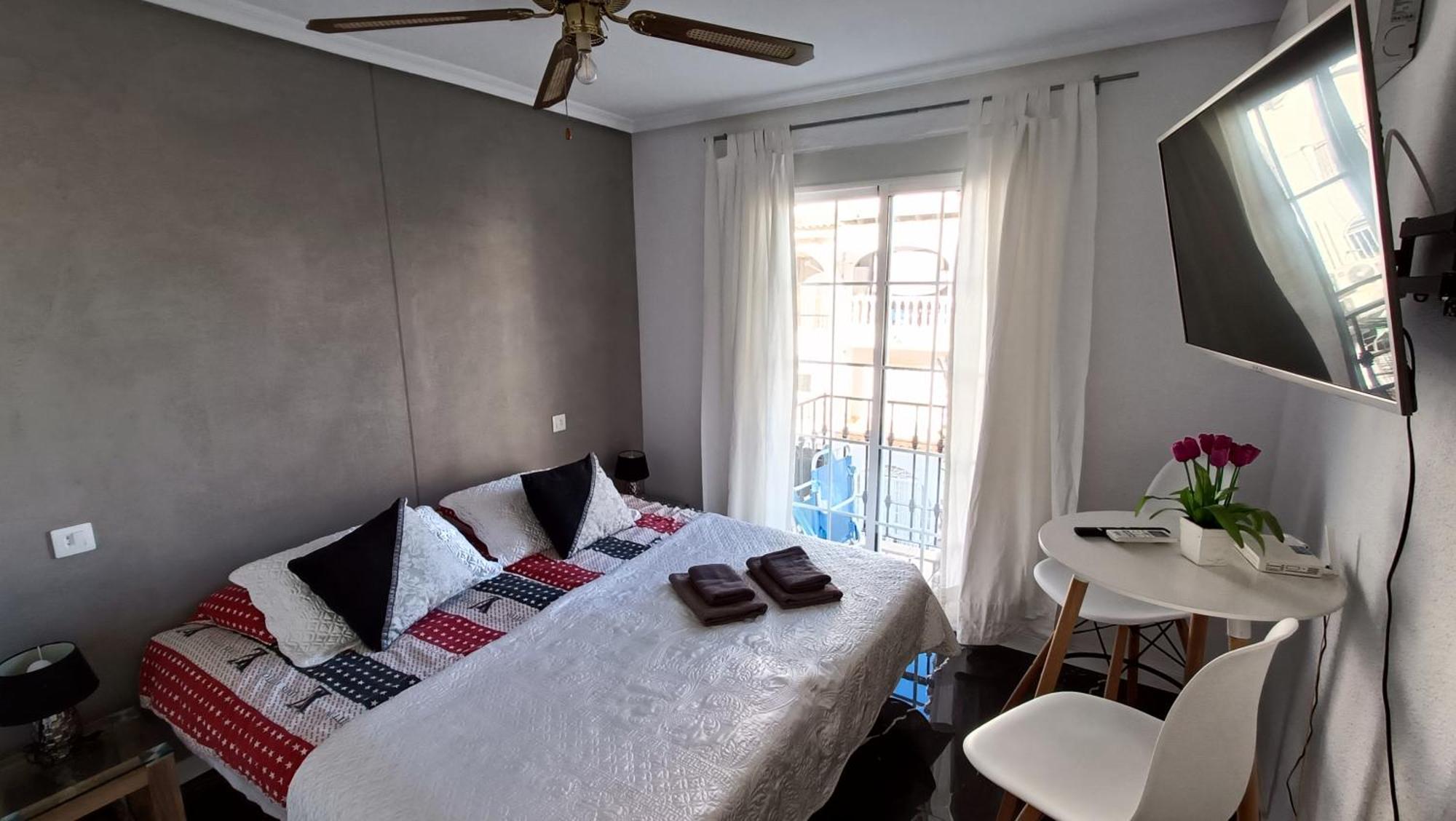 Apartamento Inez Torrevieja Exterior foto