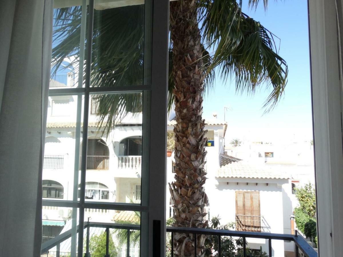 Apartamento Inez Torrevieja Exterior foto